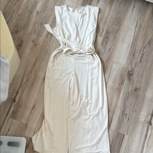 Elegant Cream Sleeveless Jumpsuit